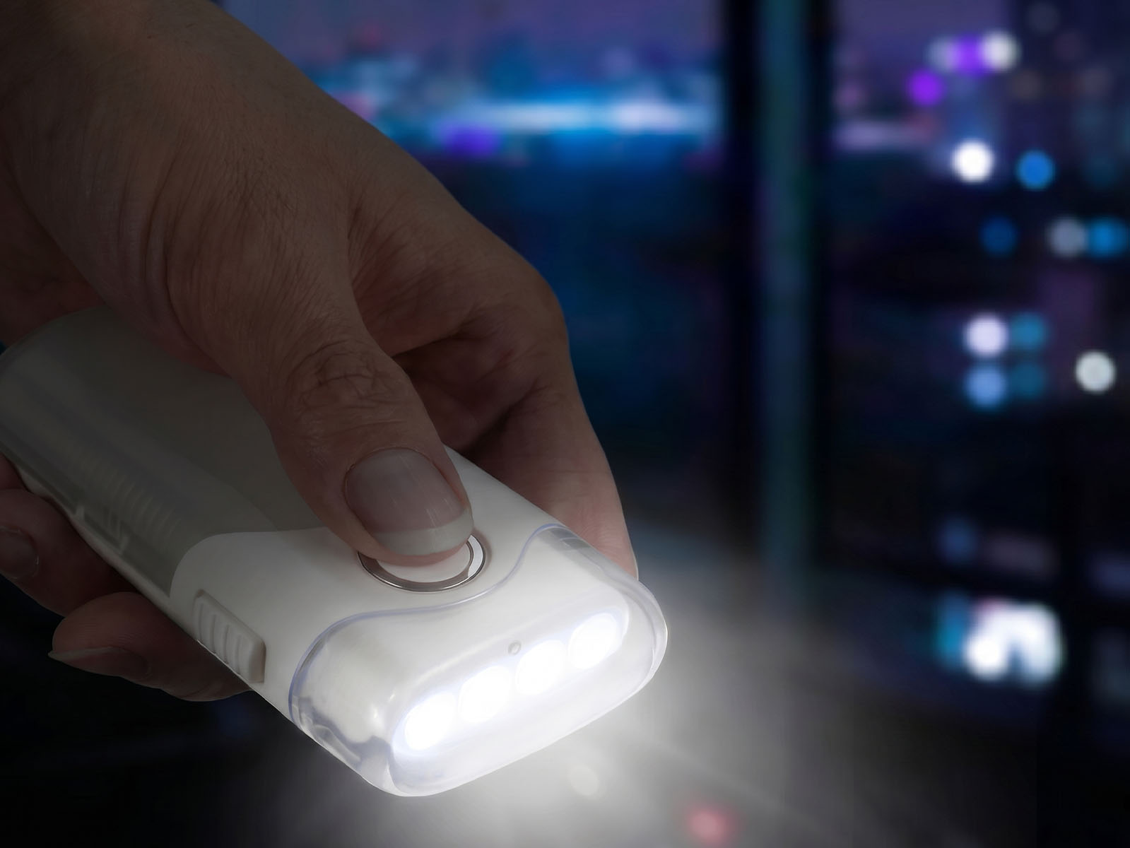 Oplaadbare sensor zaklamp M2.jpg